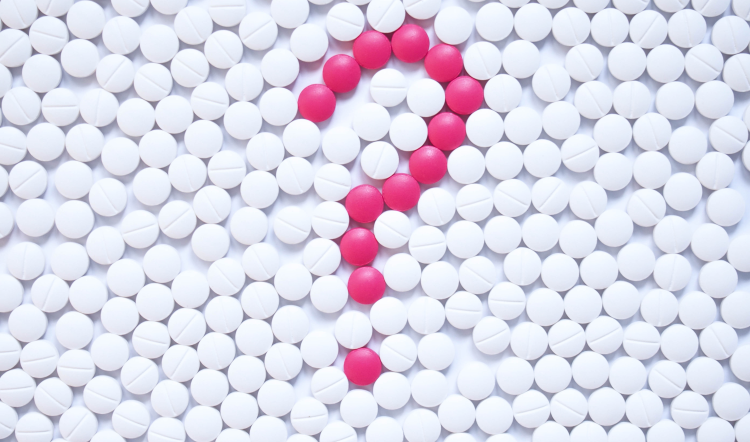 Poradna Znám své léky se loučí. Za pět a půl roku své existence ověřila přes 54 tisíc medikací