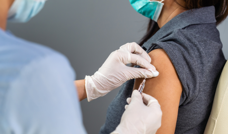 Očkování je nejúčinnější prevencí. Proočkovanost populace ale dlouhodobě klesá  