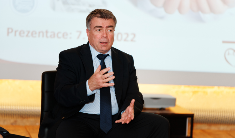 ROZHOVOR s kardiologem Linhartem: Musíme se vrátit na trajektorii snižování kardiovaskulární úmrtnosti